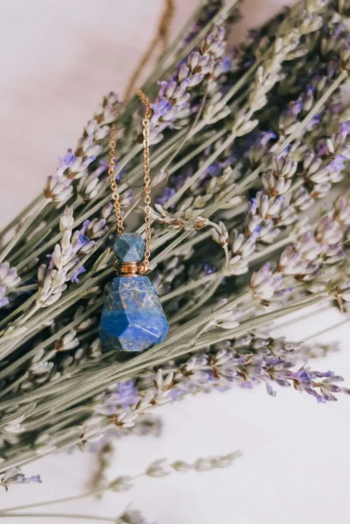 gemstone pendant necklace
